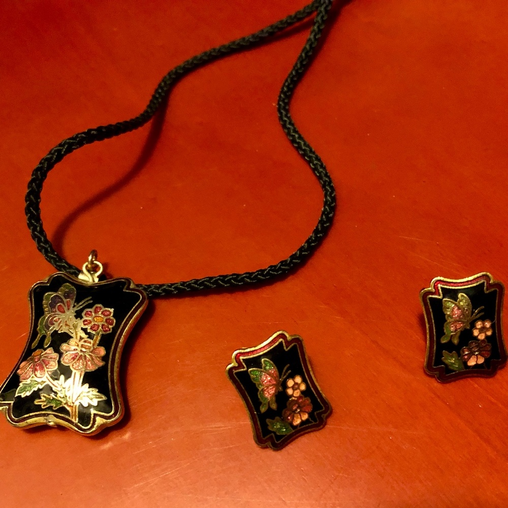 Matching Pendant & Earrings w/ Butterfly & Flowers